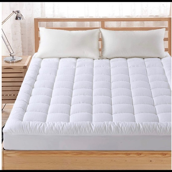 Twin XL Mattress Topper - Picture 1 of 3